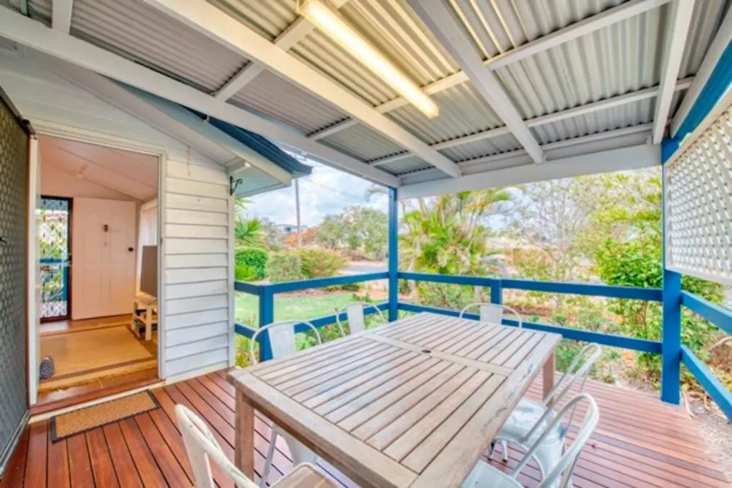 Sandy Feet Cottage Bargara Holiday home